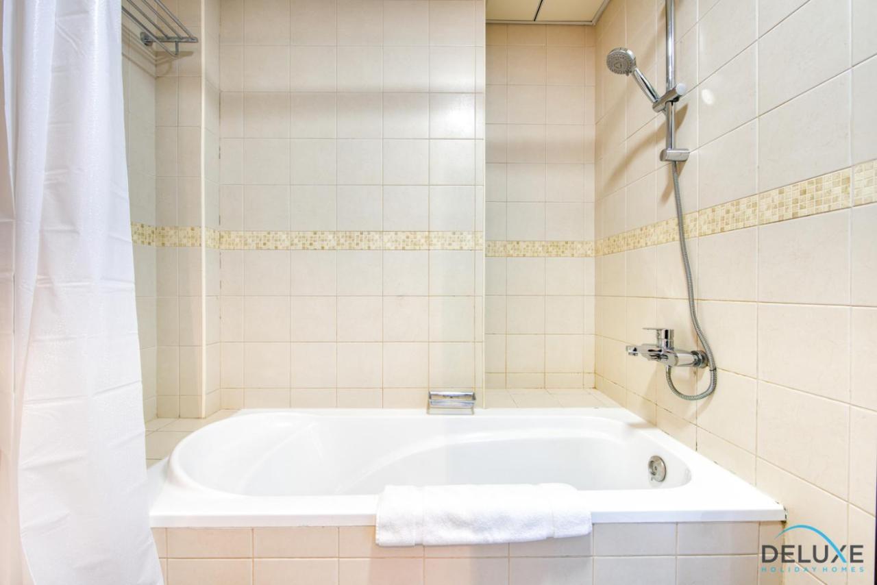 Overlooking Marina Canal 1Br Close To Mall, Promenade & Beach, Bay Central 1, Dubai Marina By Deluxe Holiday Homes Esterno foto