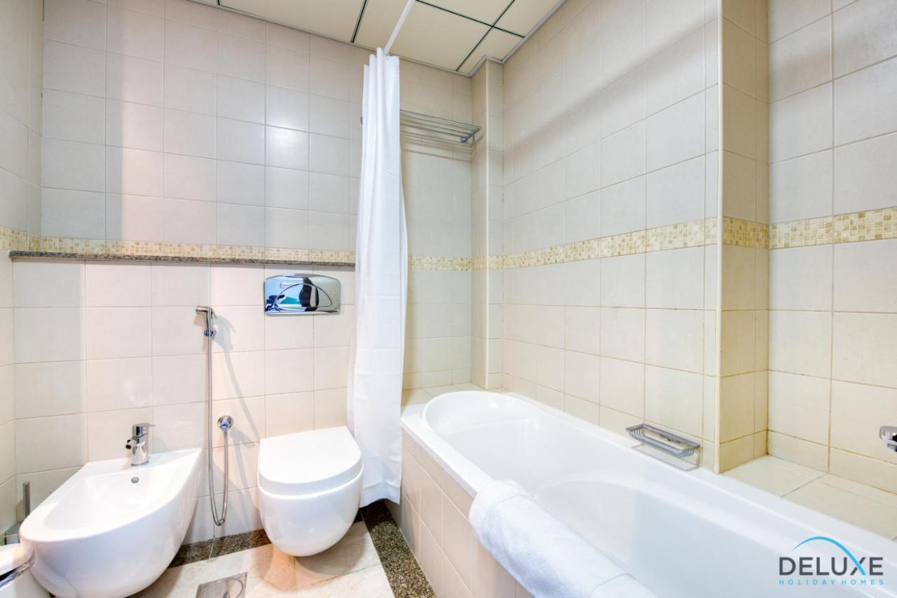 Overlooking Marina Canal 1Br Close To Mall, Promenade & Beach, Bay Central 1, Dubai Marina By Deluxe Holiday Homes Esterno foto